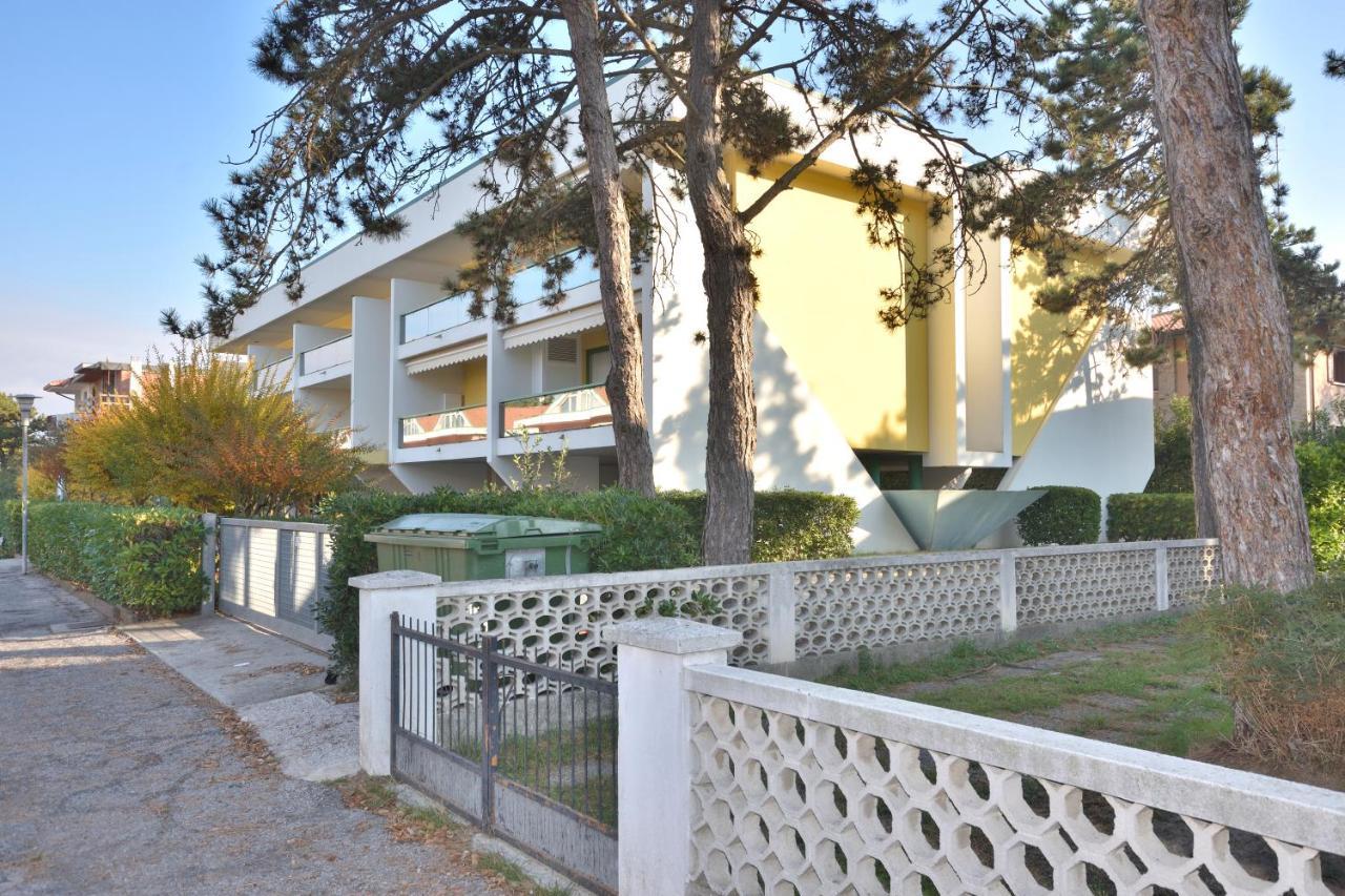 Condominio Croce Del Sud Bibione Exterior photo
